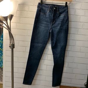 American Eagle 360 Next Level Stretch women’s blue jeans size 2